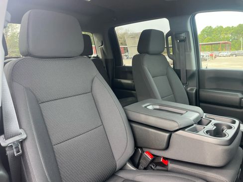 New 2026 Chevrolet Silverado 2500 Custom w/ Z71 Off-Road Package image 19