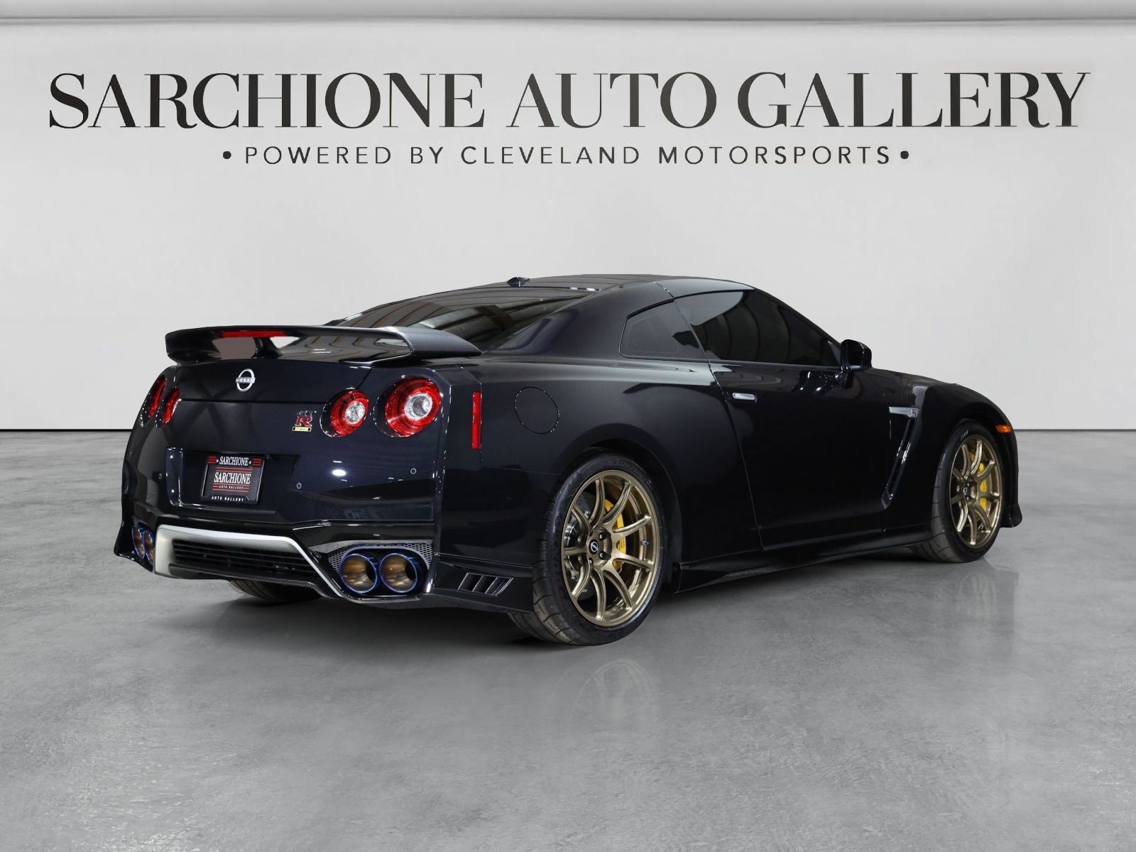 Used 2021 Nissan GT-R Premium AWD/4WD image 3