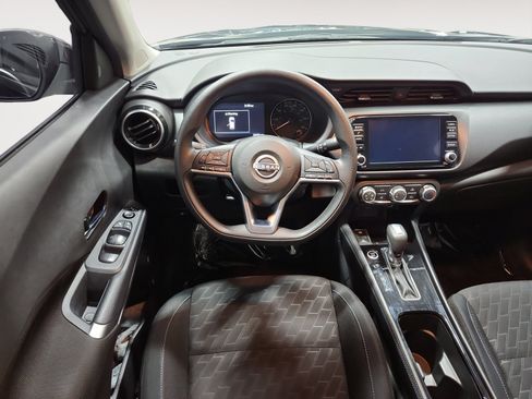Used 2024 Nissan Kicks SV FWD image 10