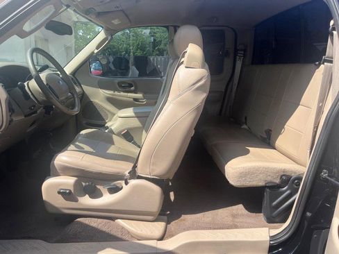 Used 2003 Ford F150 Lariat image 8