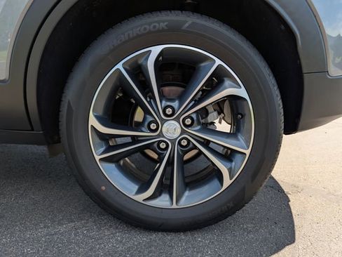 Used 2022 Buick Encore GX Select FWD image 9