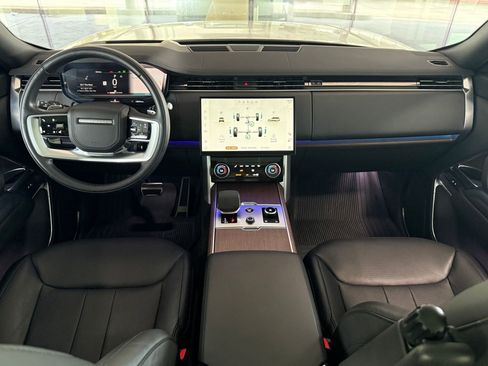 Used 2023 Land Rover Range Rover Long Wheelbase SE AWD/4WD image 14