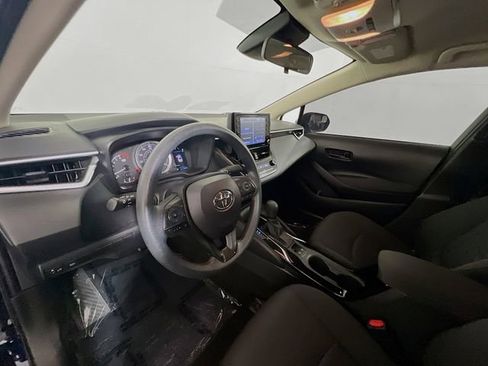 Used 2022 Toyota Corolla LE FWD image 17