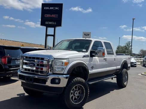 Used 2016 Ford F250 Lariat w/ Lariat Interior Package AWD/4WD image 1