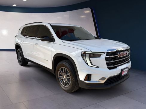 Used 2026 GMC Acadia Elevation w/ LPO, Floor Liner Package image 7