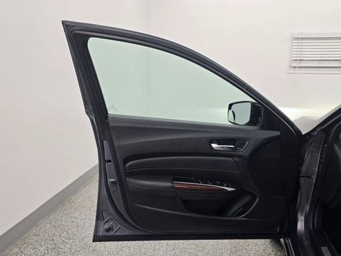 Used 2017 Acura TLX V6 FWD image 28