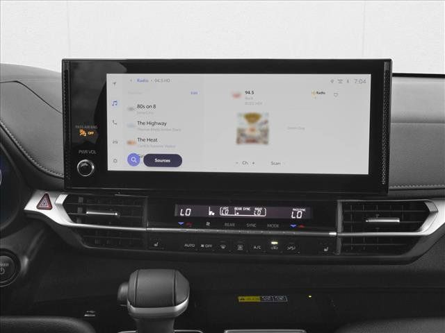 New 2026 Toyota Sienna XLE Woodland Edition AWD/4WD image 7