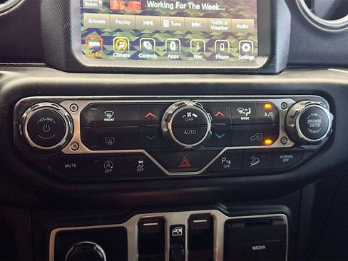 Used 2019 Jeep Wrangler Unlimited Moab w/ Quick Order Package 24M Moab image 10