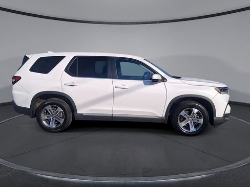 Used 2023 Honda Pilot EX-L image 9