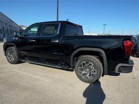 New 2026 GMC Sierra 1500 SLT w/ SLT Premium Plus Package image 6