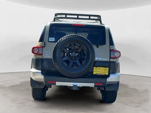Used 2014 Toyota FJ Cruiser 4WD w/ Convenience Package image 6