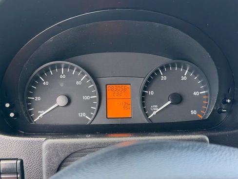 Used 2015 Mercedes-Benz Sprinter 2500 image 18