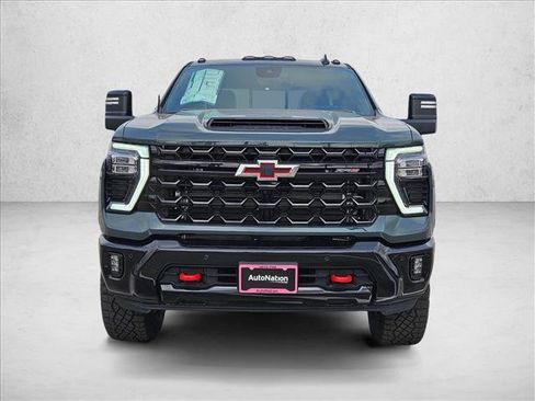 New 2026 Chevrolet Silverado 2500 ZR2 AWD/4WD image 6