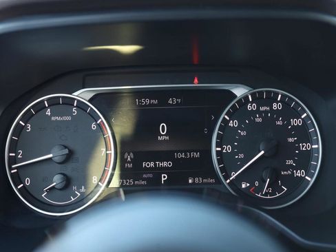 Used 2023 Nissan Rogue SV image 12