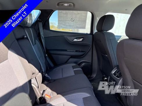 New 2025 Chevrolet Blazer LT w/ Convenience Package image 24