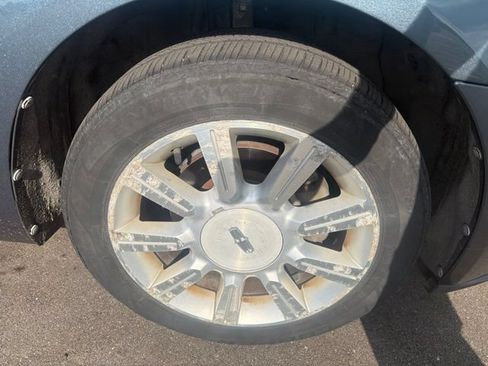 Used 2012 Lincoln MKZ FWD image 4