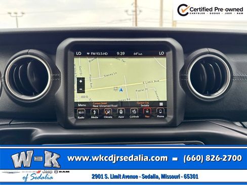 Used 2019 Jeep Wrangler Unlimited Sahara AWD/4WD image 36
