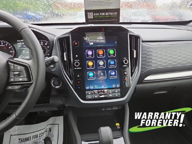Used 2025 Subaru Forester Premium AWD/4WD image 11