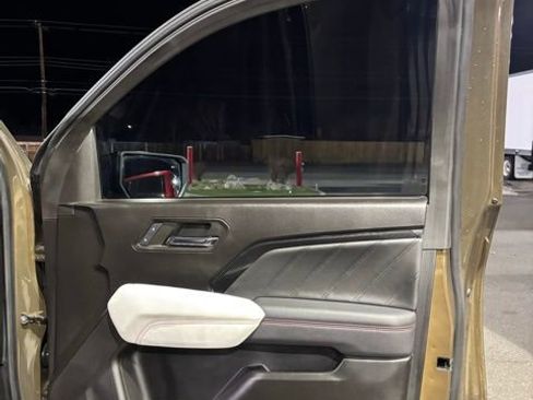 Used 2024 GMC Canyon AT4X image 30