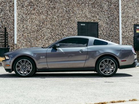 Used 2011 Ford Mustang GT Premium w/ Comfort Pkg RWD image 39