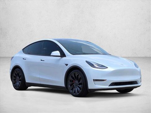 Used 2023 Tesla Model Y Performance AWD/4WD image 3