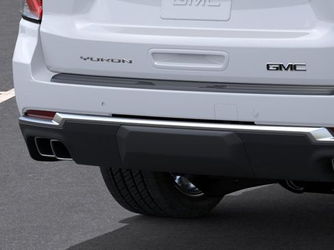 New 2026 GMC Yukon XL Denali w/ Denali Reserve Package AWD/4WD image 15