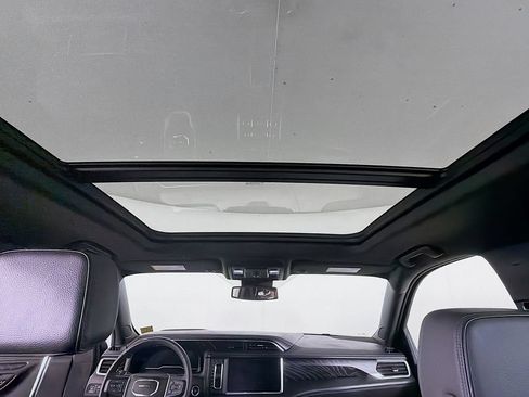 Used 2023 GMC Yukon Denali w/ Max Trailering Package AWD/4WD image 15