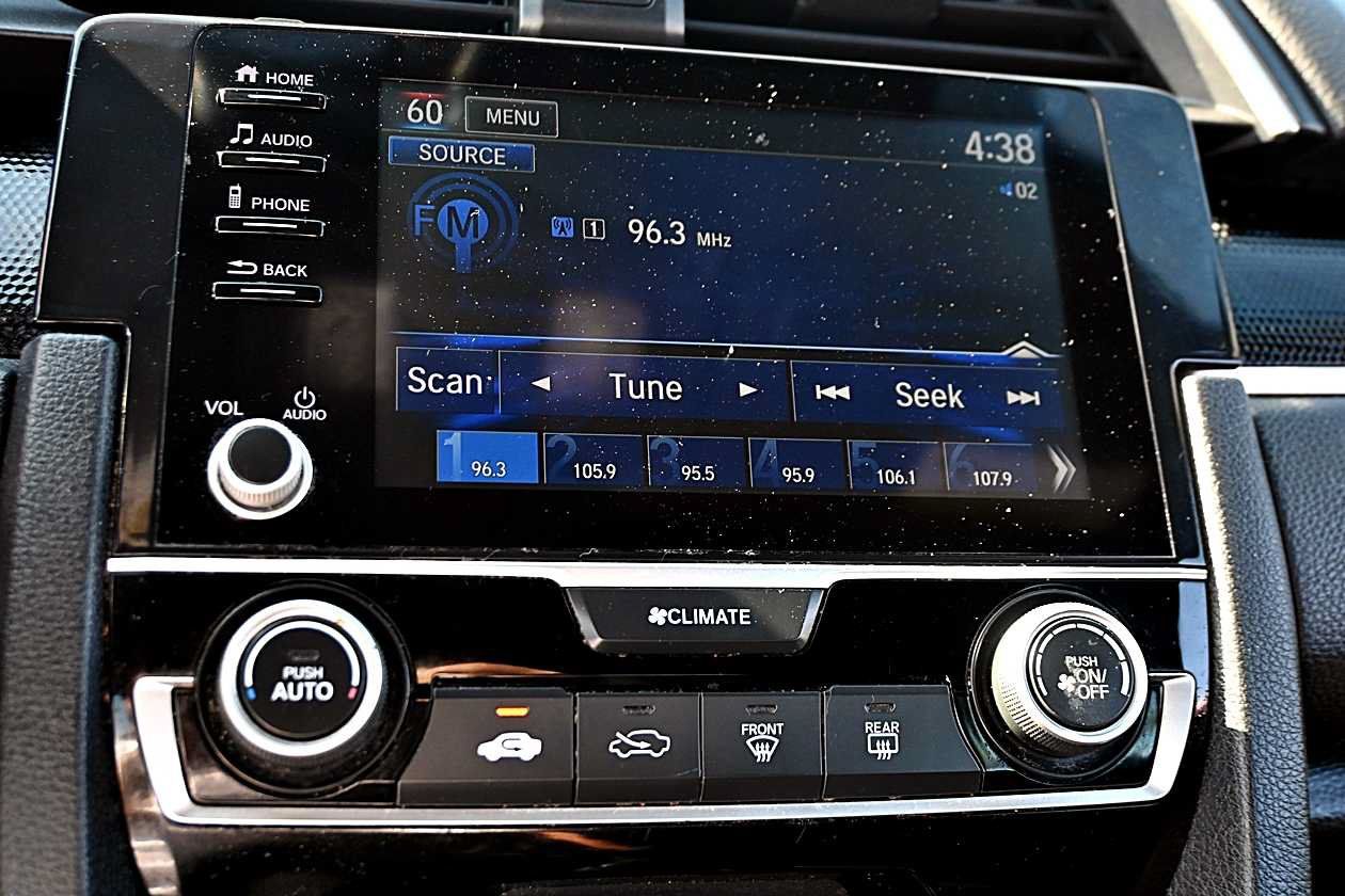 Used 2019 Honda Civic Sport image 18