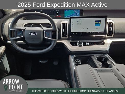 Used 2025 Ford Expedition Max Active AWD/4WD image 20