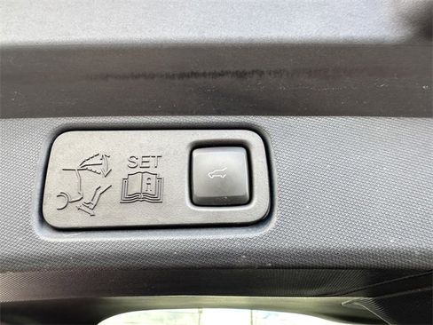 Certified 2021 Ford Mustang Mach-E Premium image 44