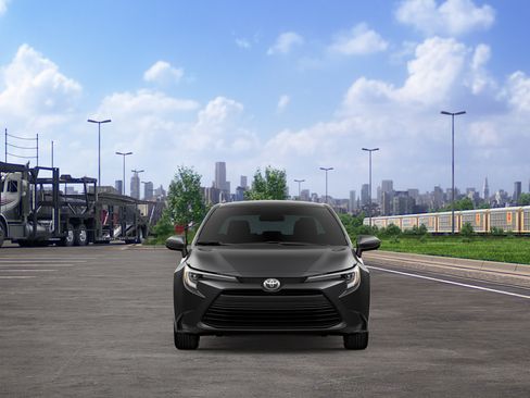 New 2026 Toyota Corolla LE FWD image 19