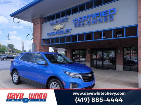 Used 2024 Chevrolet Equinox LT w/ LPO, Cargo Package FWD image 1