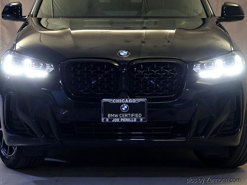Used 2023 BMW X4 xDrive30i w/ M Sport Package AWD/4WD image 6