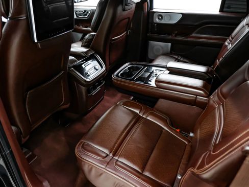 Used 2019 Lincoln Navigator L Black Label image 47