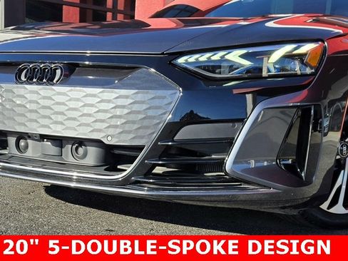 Used 2023 Audi e-tron GT Premium Plus image 3