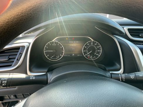 Used 2018 Nissan Murano S image 17