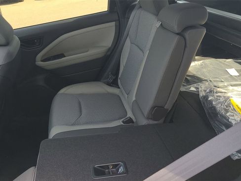 New 2026 Subaru Forester Premium AWD/4WD image 22