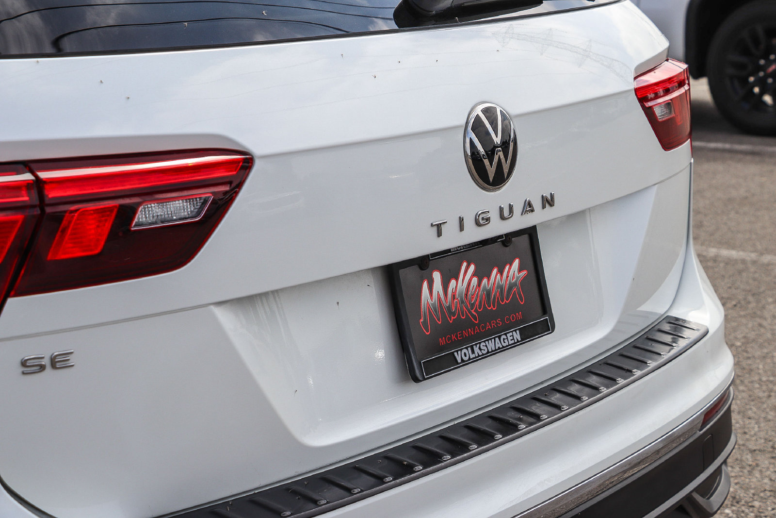 Used 2023 Volkswagen Tiguan SE FWD image 10