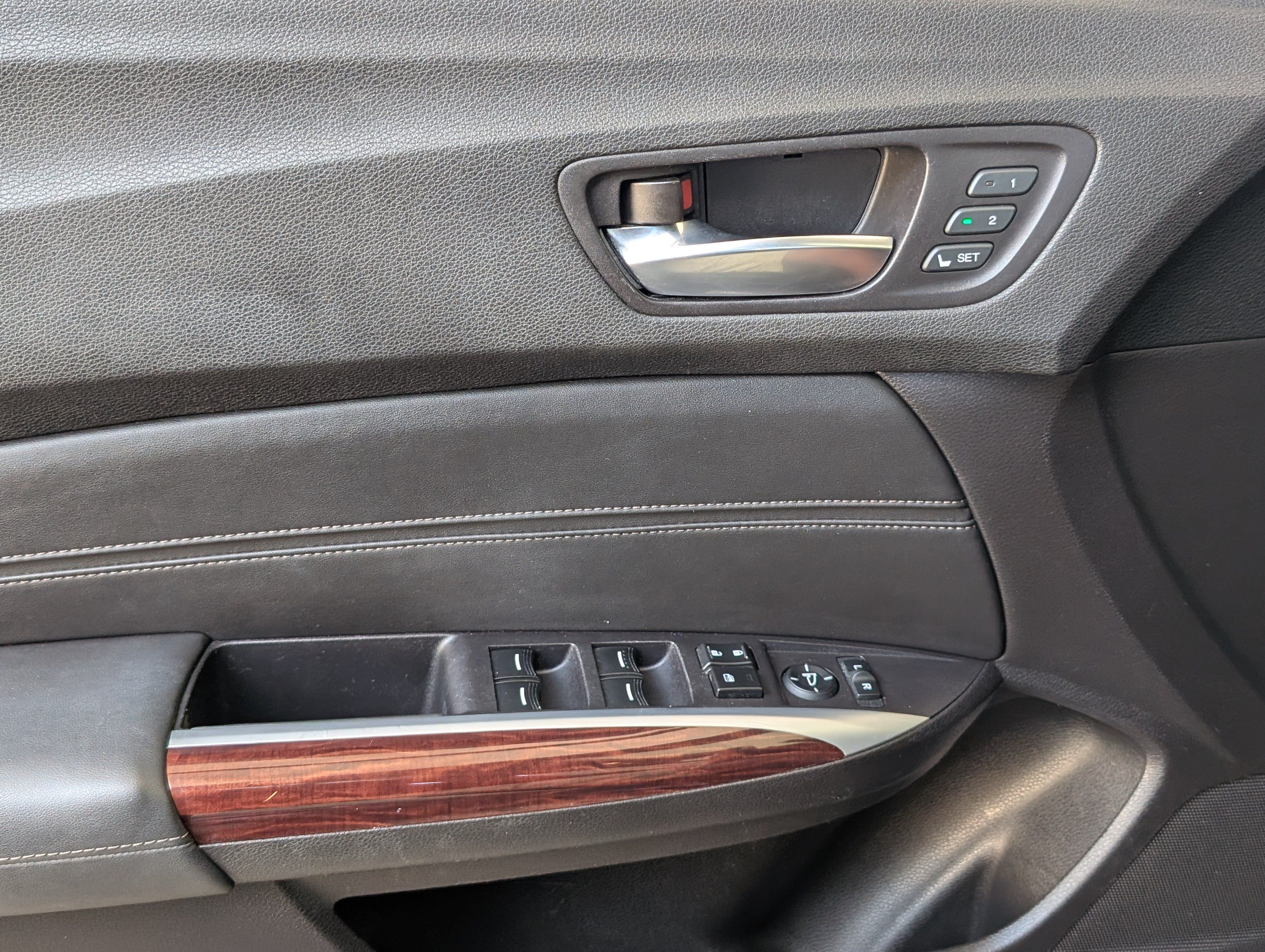 Used 2015 Acura TLX w/ Advance Package FWD image 19