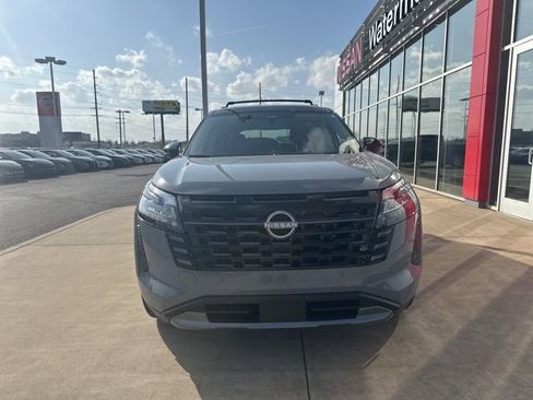 New 2026 Nissan Pathfinder Platinum w/ Cargo Package image 8