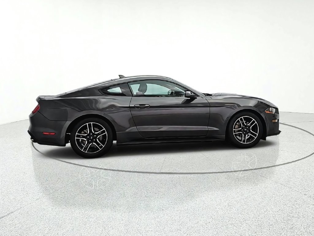 Used 2020 Ford Mustang Premium RWD image 8
