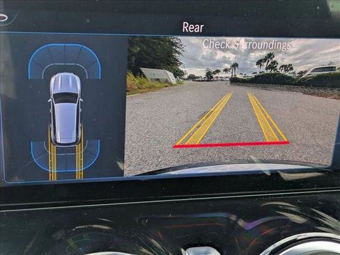 Certified 2025 Mercedes-Benz GLB 250 image 15