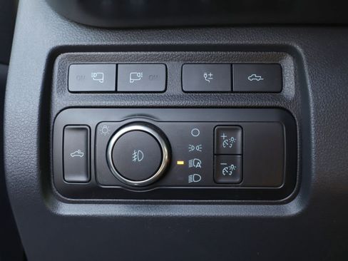 Used 2024 Ford F450 Platinum image 24