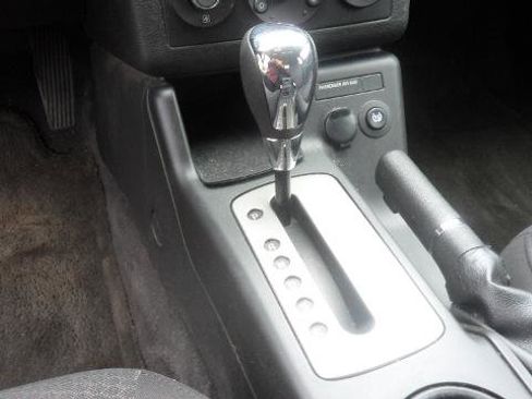 Used 2006 Pontiac G6 Sedan w/ Premium Value Package image 26