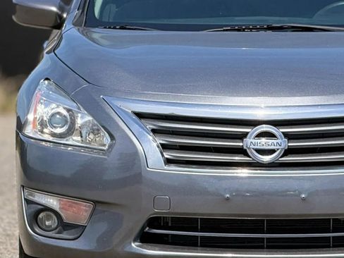 Used 2015 Nissan Altima 2.5 S w/ Special Edition Package FWD image 11