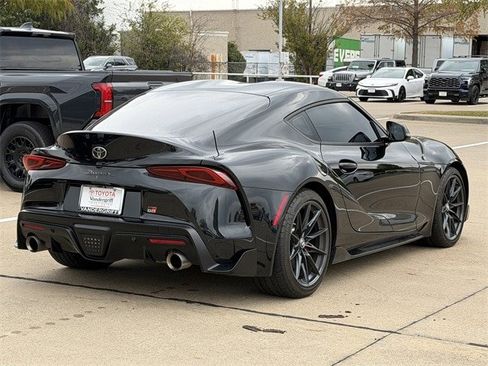 Used 2023 Toyota Supra Premium image 4
