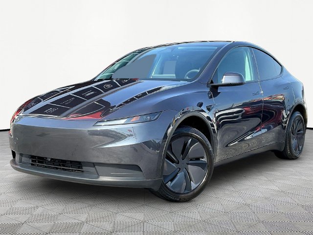 Used 2026 Tesla Model Y 2WD image 3