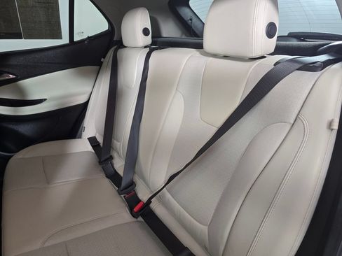 Used 2023 Buick Encore GX Preferred w/ Cold Weather Comfort Package FWD image 17