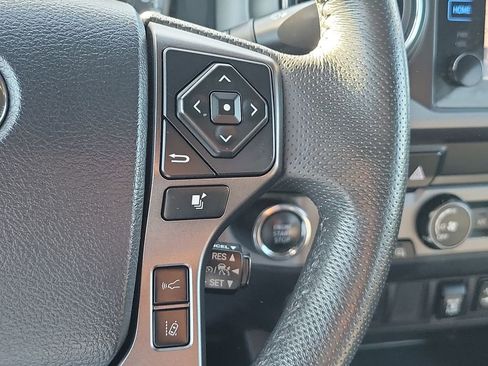 Used 2019 Toyota Tacoma TRD Off-Road image 35