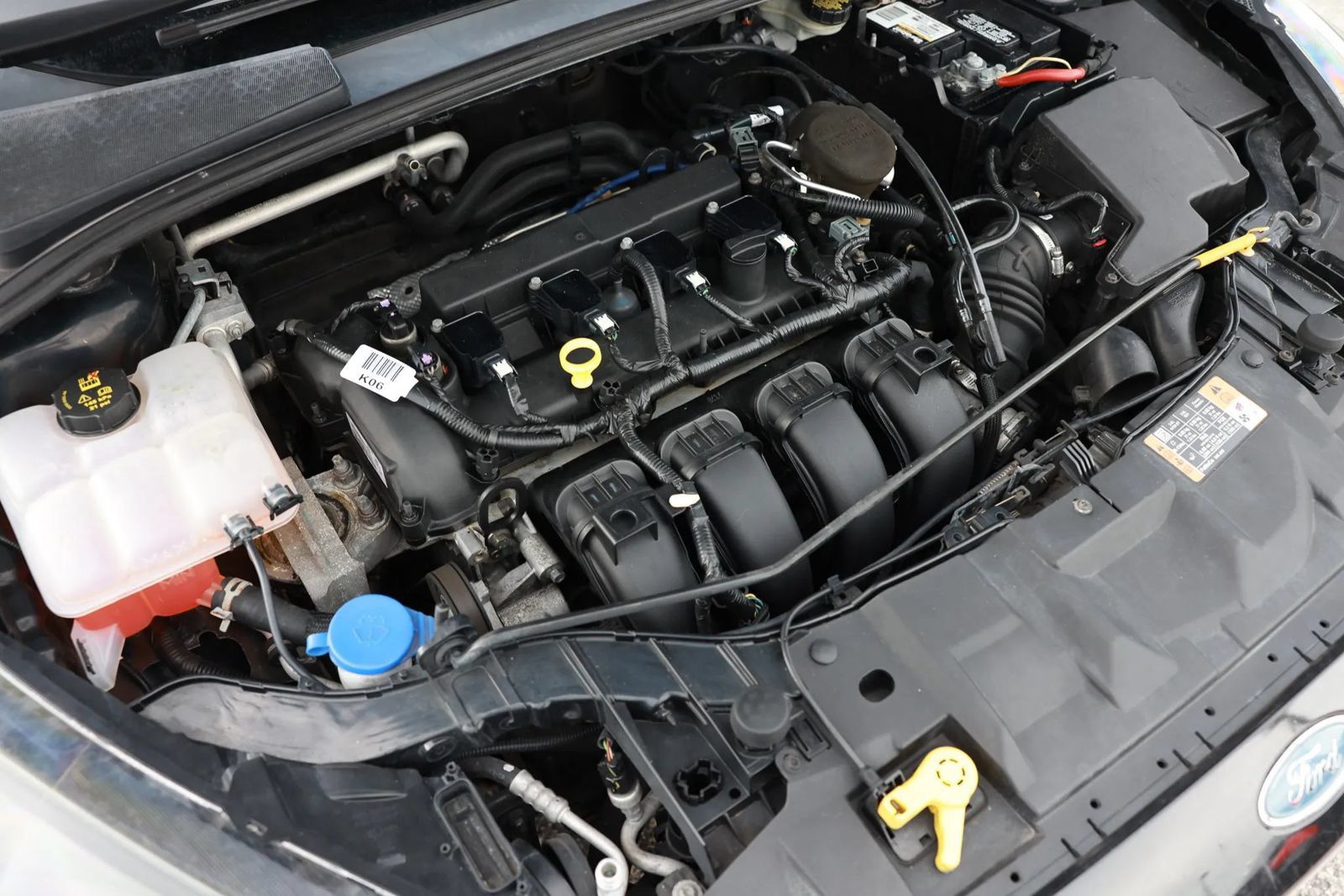 Used 2015 Ford Focus SE w/ SE Sport Package FWD image 46